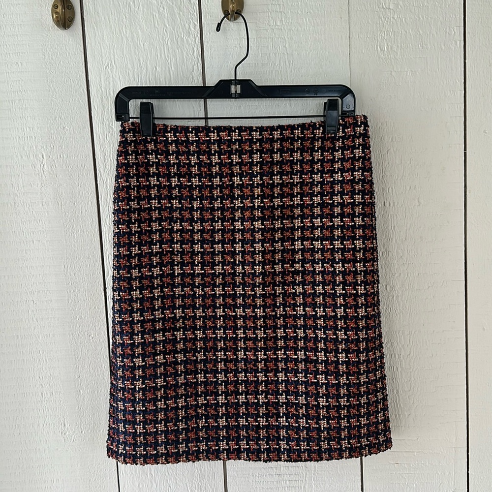 J. McLaughlin wool skirt, like new - only worn a couple times.